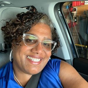 Meet your Posher, Beverly